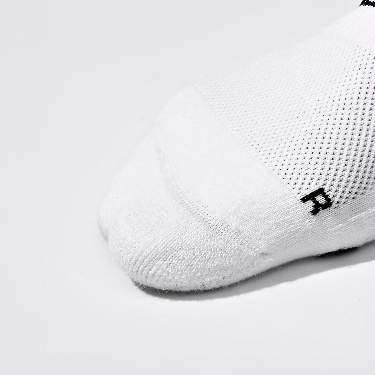 Seven Grip Socks - White anti-slip grip performance socks Egypt, photo 7
