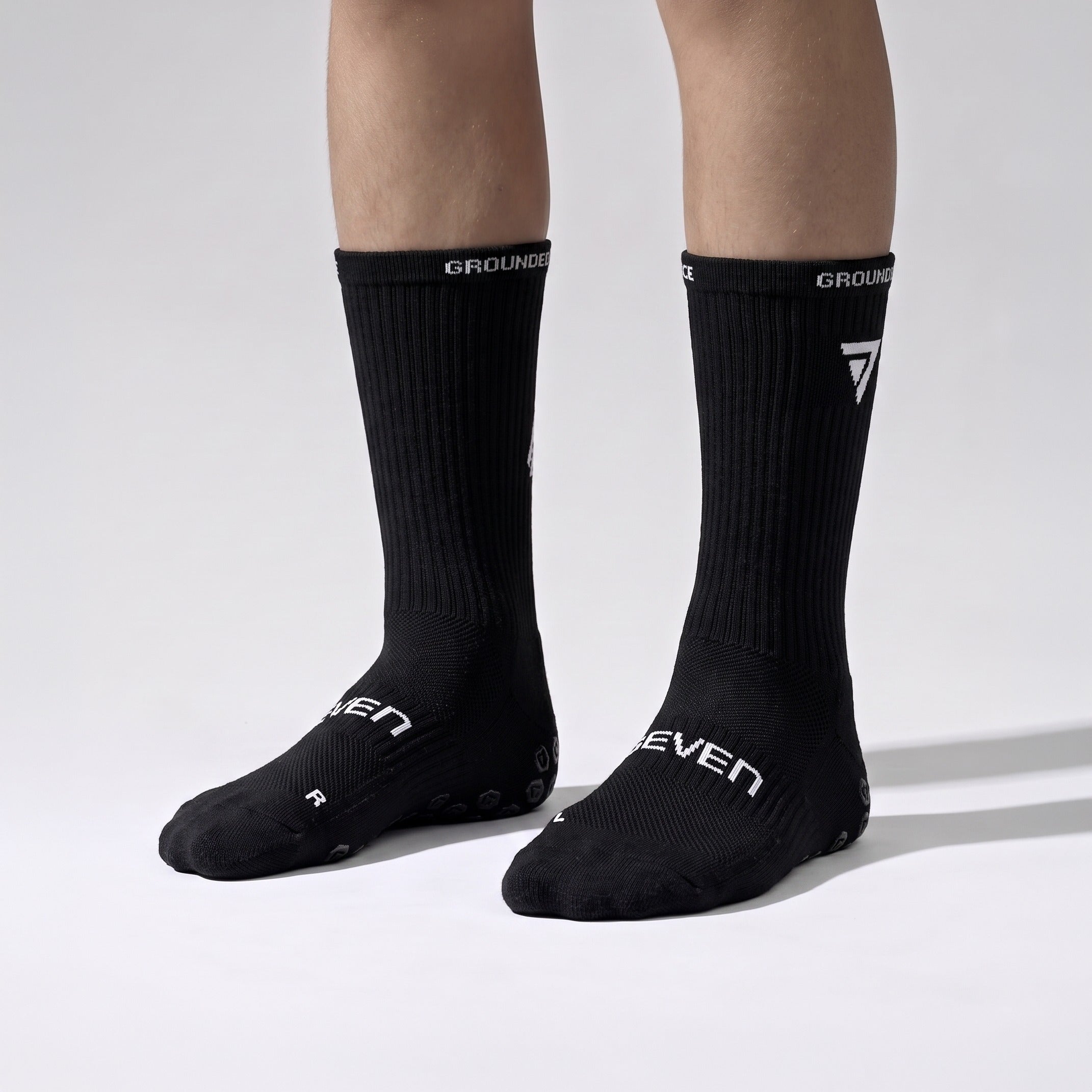 Seven Junior Grip Socks – Black anti-slip grip performance socks Egypt, photo 1